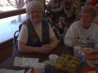 Antioch_Senior_Center_121901_08.JPG 35.3K