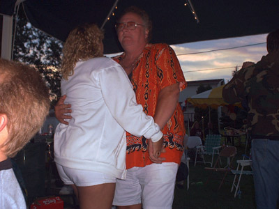 Linda_Party_090101-53.JPG 42.1K
